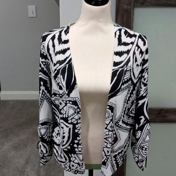 Chicos abstract floral ruched 3/4 sleeve w tie detail open front cardigan Size L - Picture 1 of 6